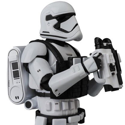 Pedido Figura First Order Stormtrooper - Star Wars: The Last Jedi - MAFEX marca Medicom Toy No.068 escala pequeña 1/12