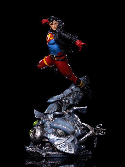 Pedido Estatua Superboy - DC Comics Series #7 - marca Iron Studios escala de arte 1/10