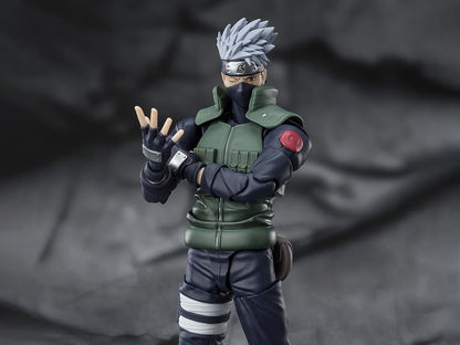 Pedido Figura Kakashi Hatake (Famed Sharingan Hero) - Naruto: Shippuden - S.H.Figuarts marca Bandai Spirits escala pequeña 1/12