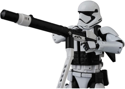 Pedido Figura First Order Stormtrooper - Star Wars: The Last Jedi - MAFEX marca Medicom Toy No.068 escala pequeña 1/12