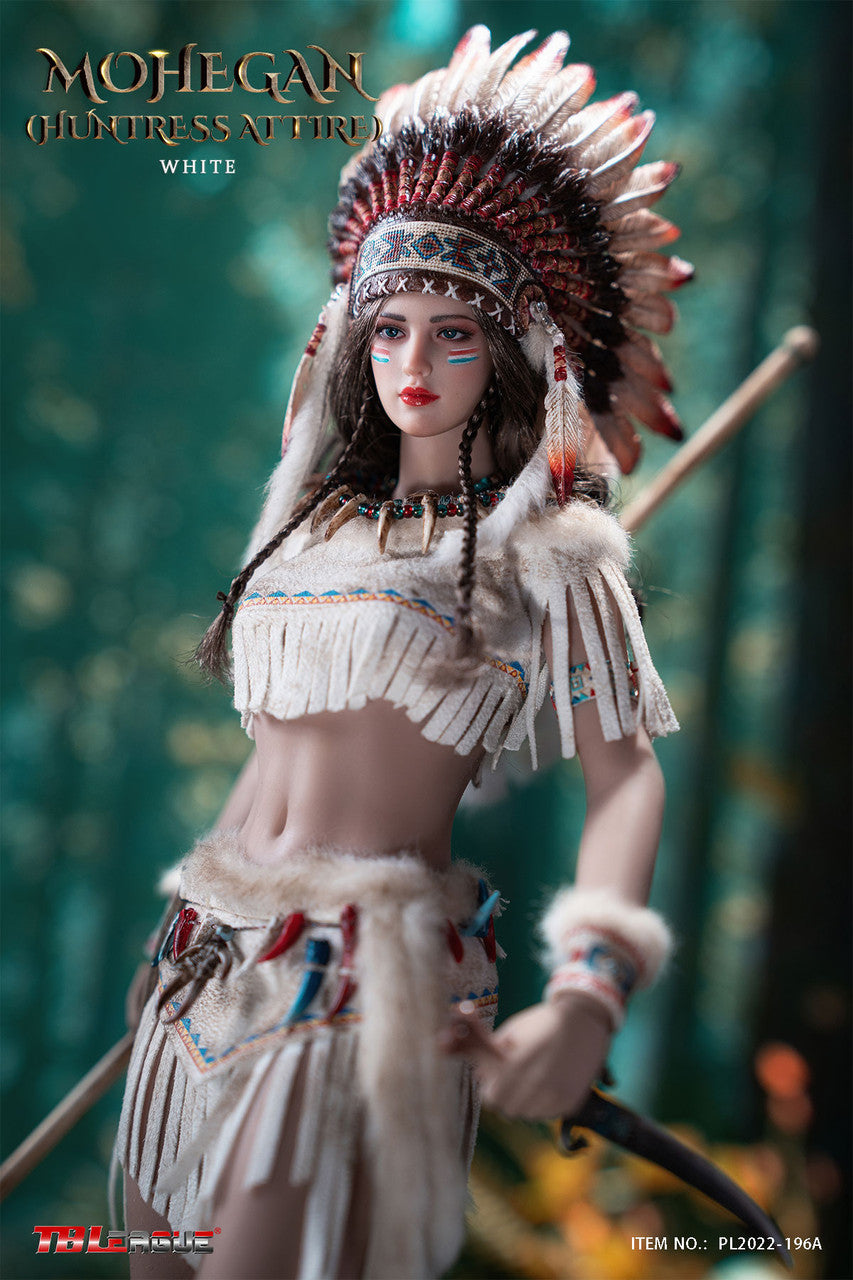 Pedido Figura Mohegan Huntress Attire (white version) marca TBLeague PL2022-196A escala 1/6