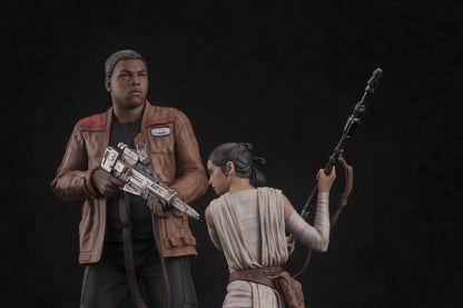 Pedido Estatua Rey & Finn Set - Star Wars: The Force Awakens - ArtFX + marca Kotobukiya escala 1/10