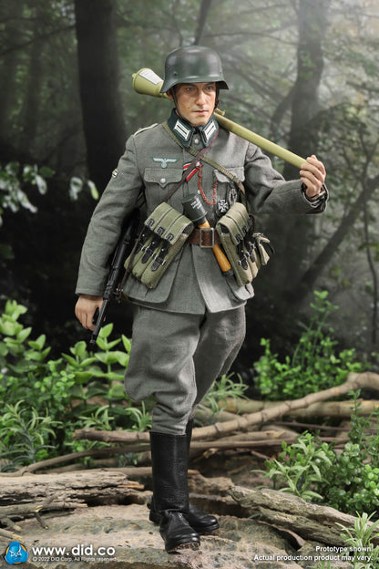 Pedido Figura Winter - WWII German WH Infantry Oberleutnant marca DID D80159 escala 1/6