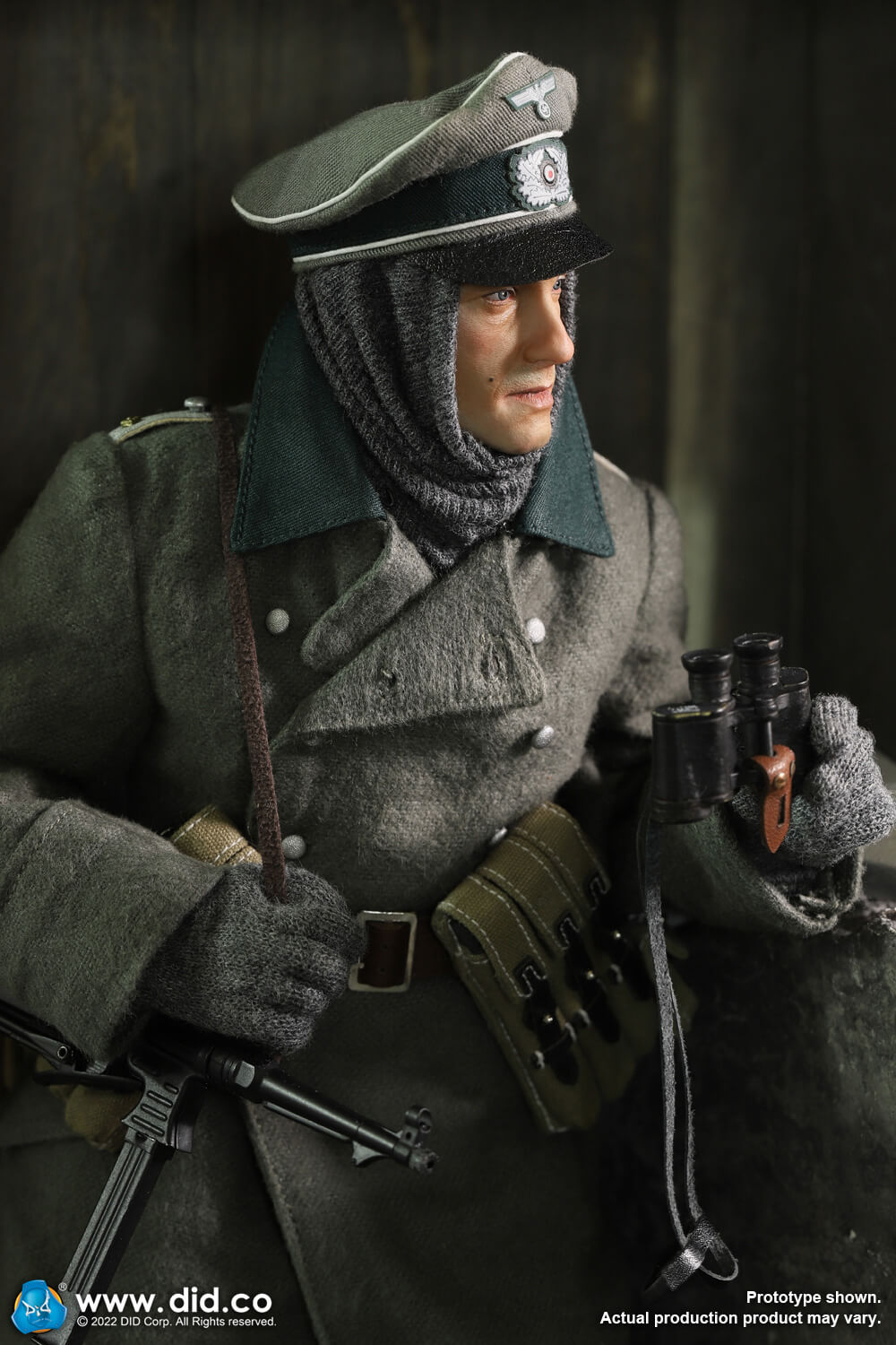 Pedido Figura Winter - WWII German WH Infantry Oberleutnant marca DID D80159 escala 1/6