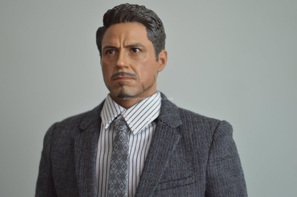 Figura Tony "I Am I.M." marca EM Custom Studios escala 1/6