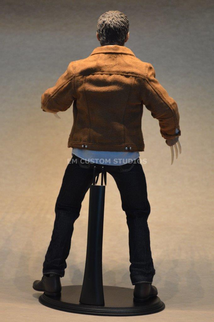 Figura Angry Wolfman Casual Suit marca EM Custom Studios escala 1/6