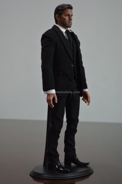 Figura Bruce A marca EM Custom Studios escala 1/6