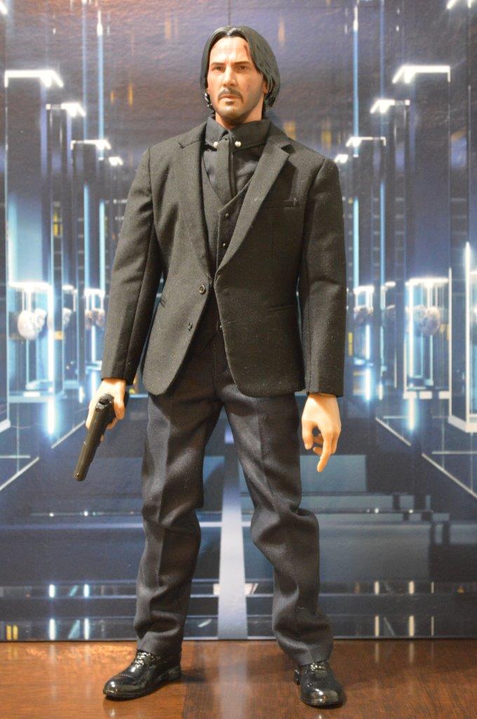 Figura Deluxe John 2 marca EM Custom Studios escala 1/6