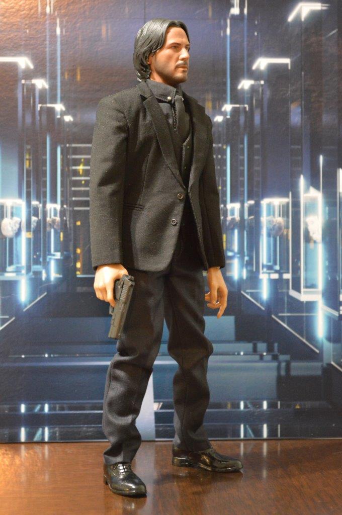 Figura Deluxe John 2 marca EM Custom Studios escala 1/6