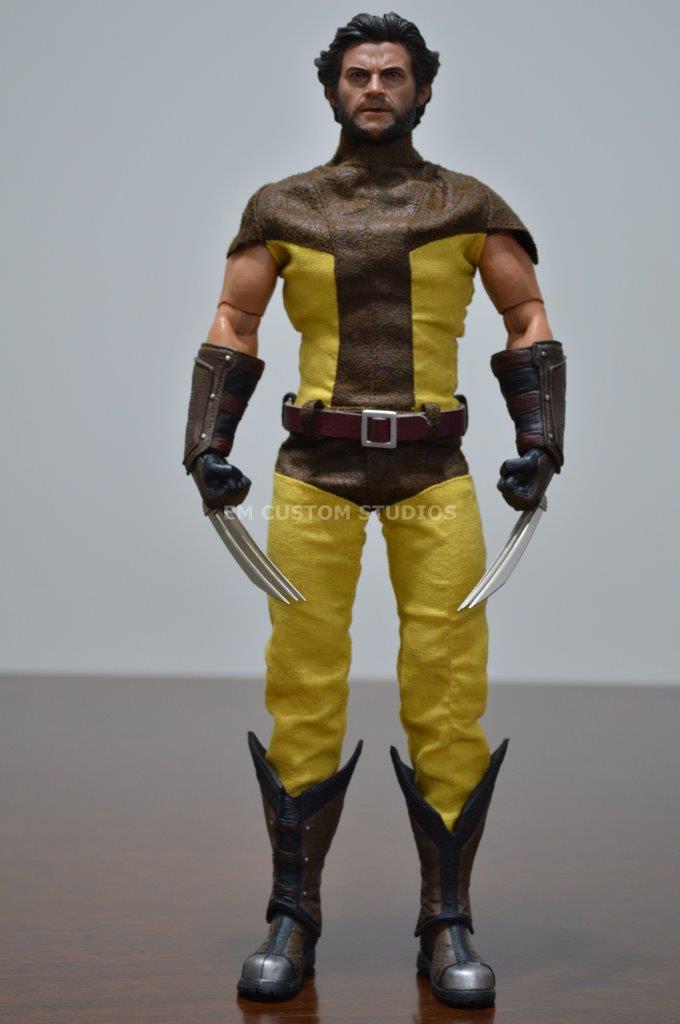 Figura Wolfman Classic Suit marca EM Custom Studios escala 1/6