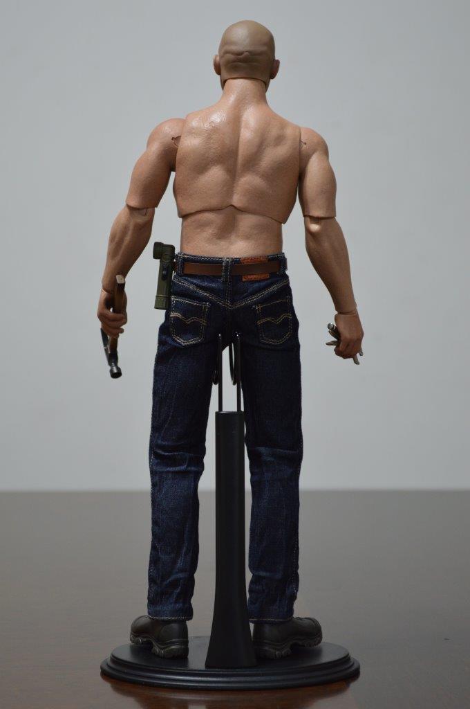 Figura Tough Guy Mecánico marca EM Custom Studios escala 1/6