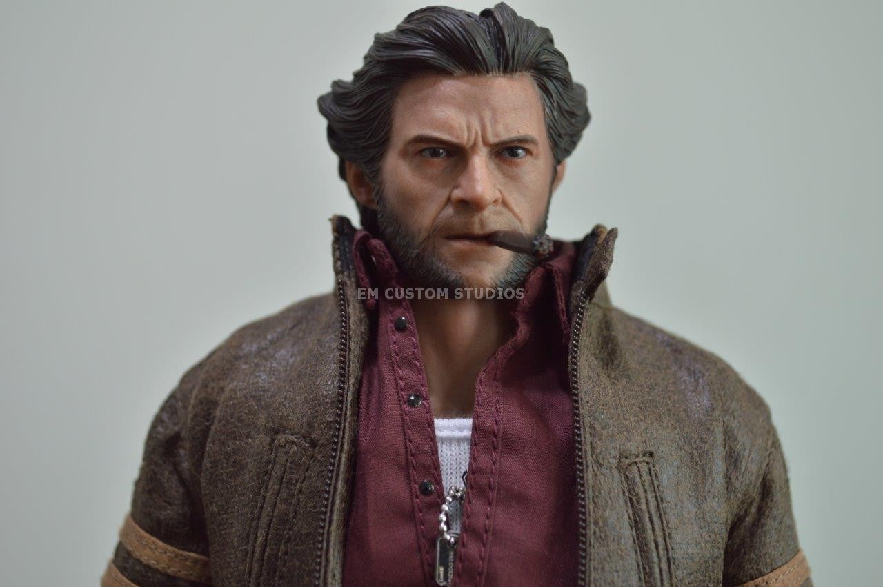 Figura Wolfman Deluxe doble garras marca custom escala 1/6