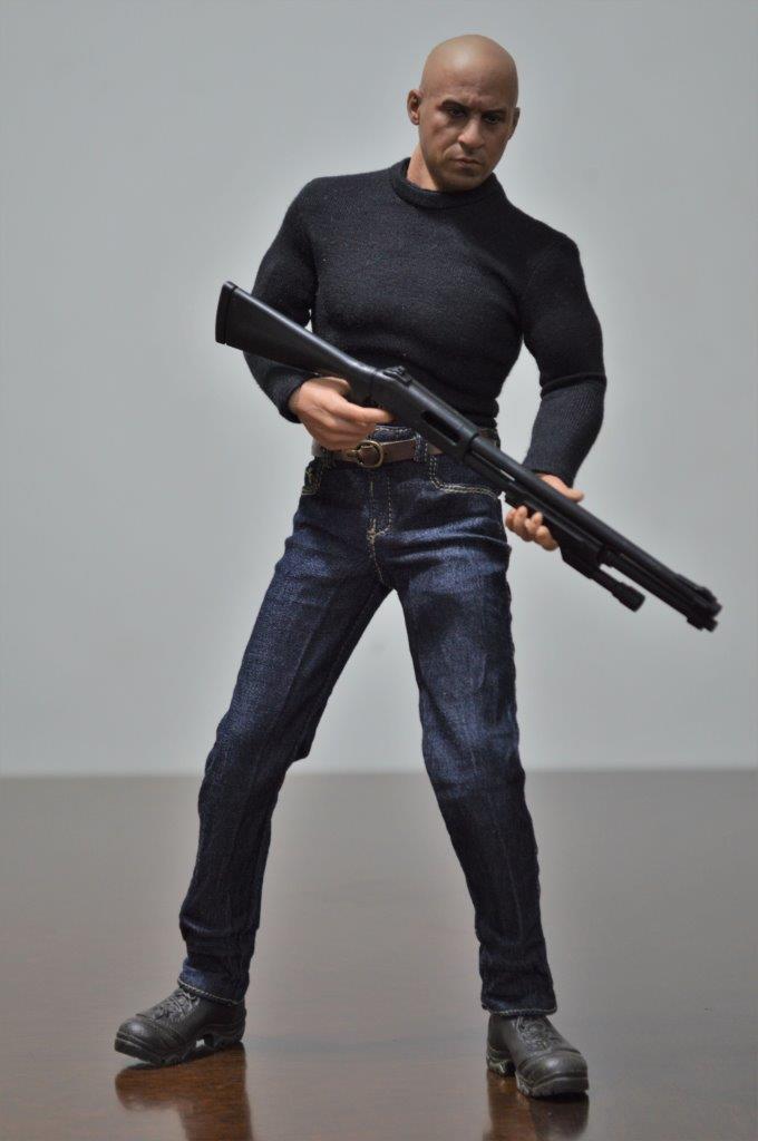 Figura Tough guy marca EM Custom Studios escala 1/6