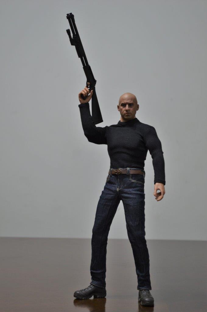 Figura Tough guy marca EM Custom Studios escala 1/6