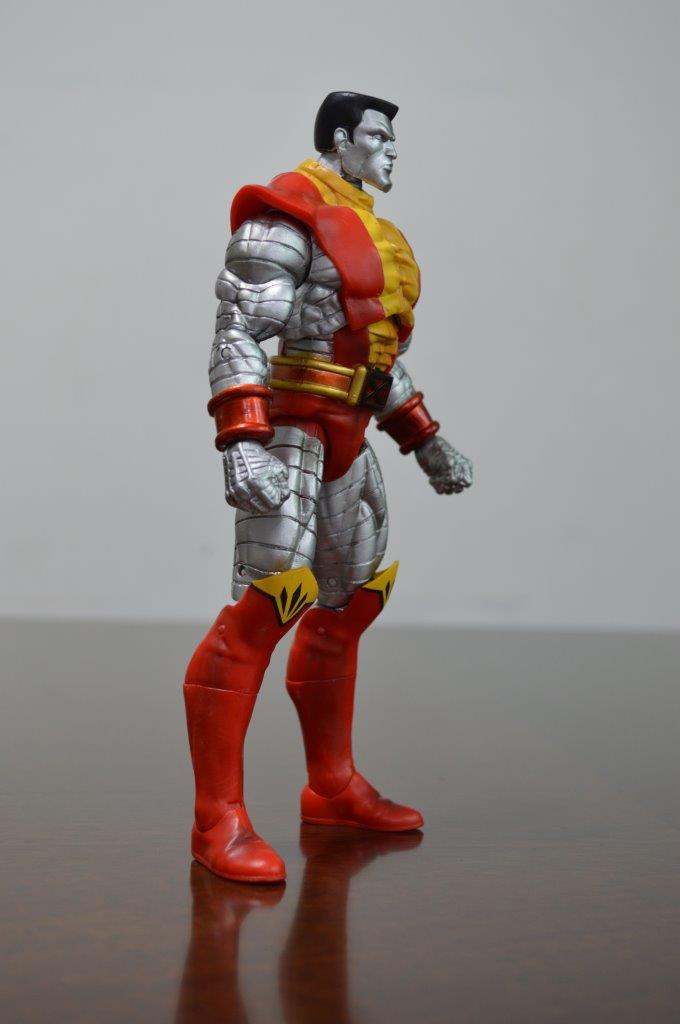 [EN STOCK] Figura Colossus Marvel Select marca Diamond Select