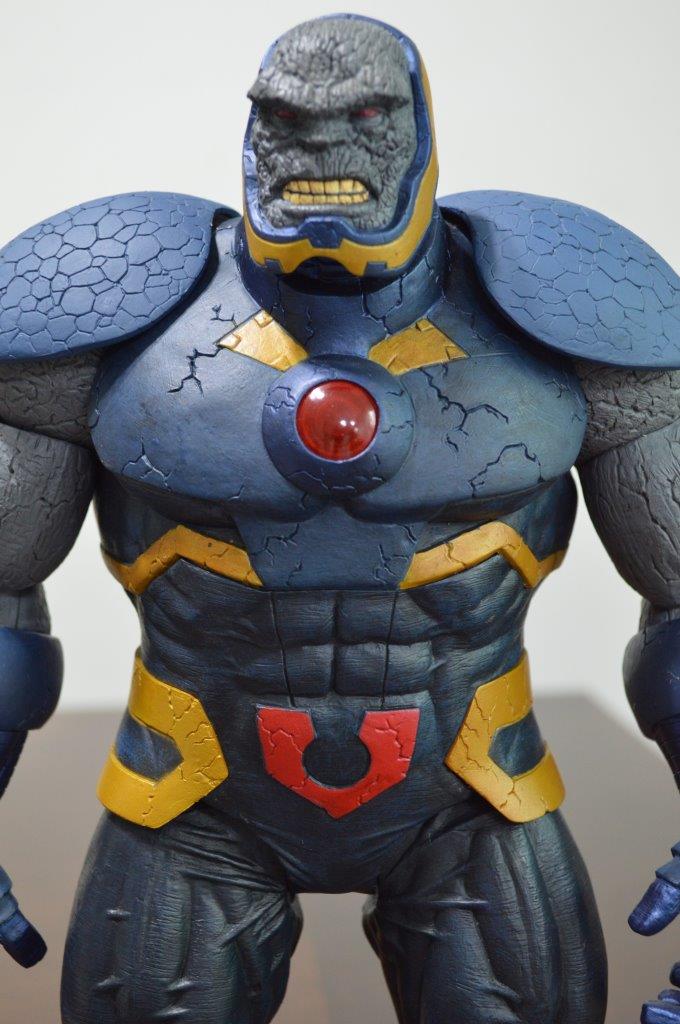 [EN STOCK] Figura Darkseid Deluxe - Justice League - The New 52 marca DC Collectibles 33 cm