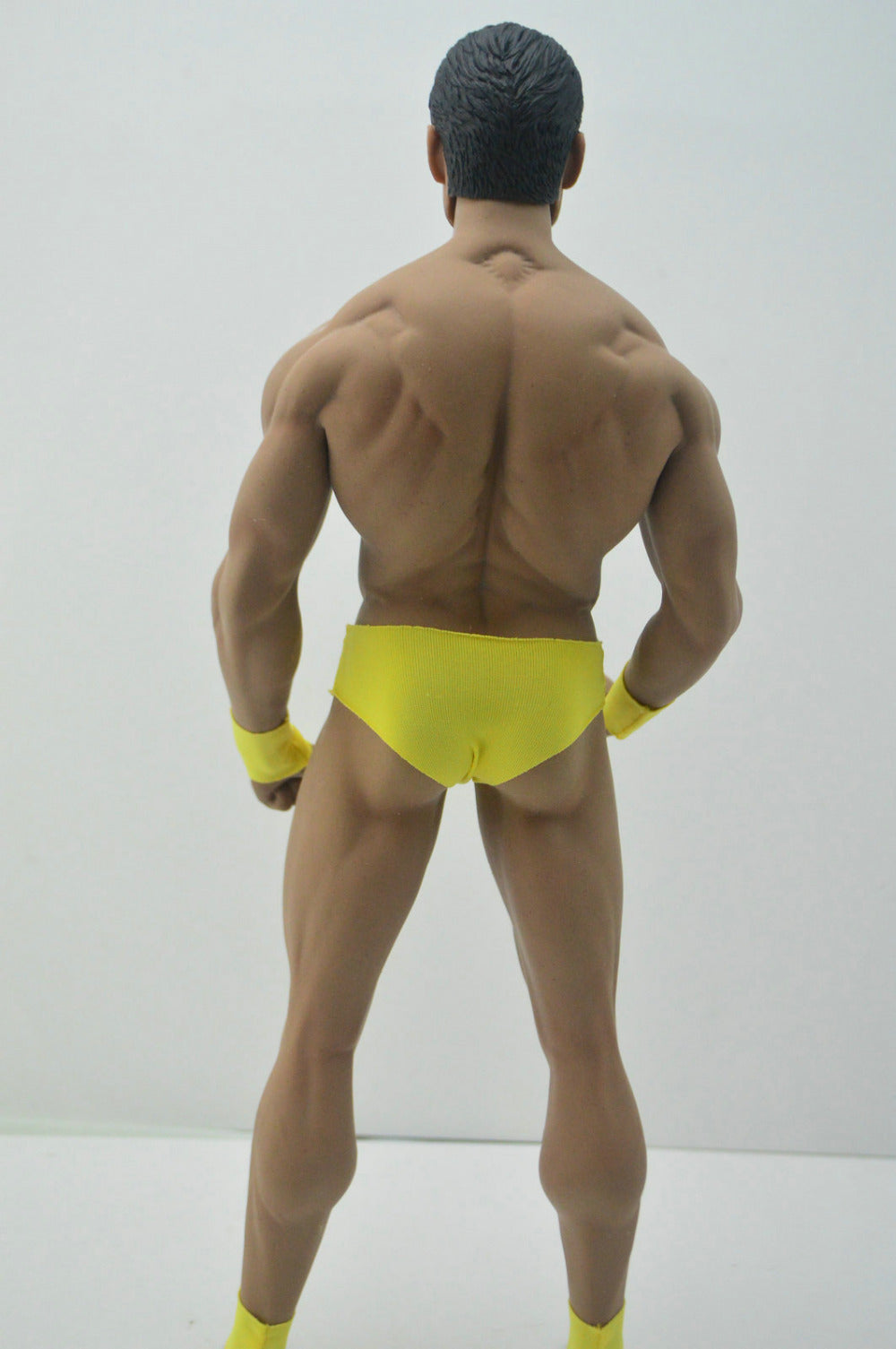 Figura Henry con cuerpo musculoso marca Phicen TBLeague M34 escala 1/6