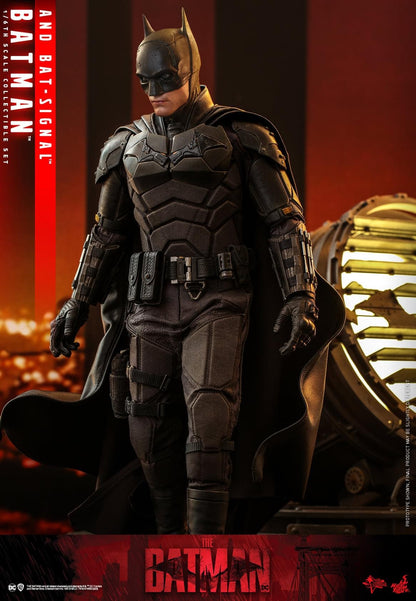 Preventa Figura Batman & Bat-Signal - The Batman marca Hot Toys MMS641 escala 1/6