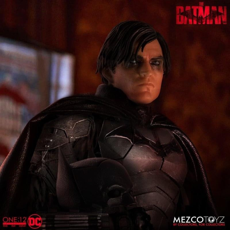 Pedido Figura Batman - The Batman One:12 Collective marca Mezco Toyz 76593 escala pequeña 1/12