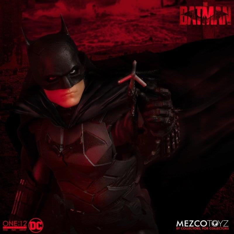 Pedido Figura Batman - The Batman One:12 Collective marca Mezco Toyz 76593 escala pequeña 1/12