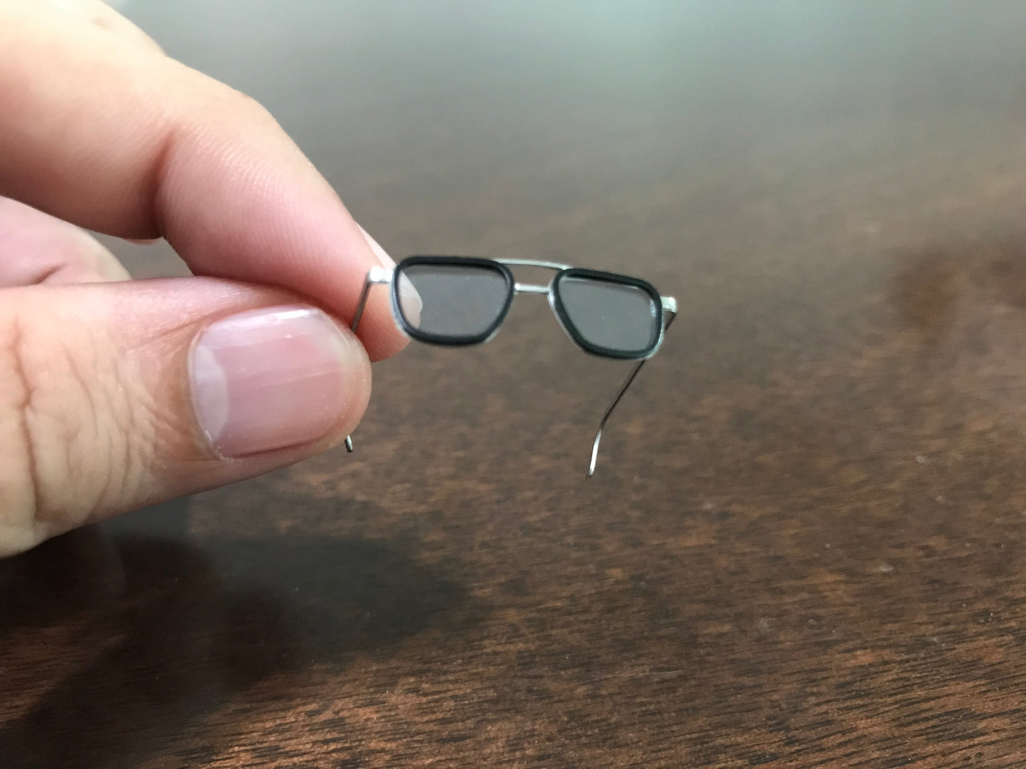 [EN STOCK] Accesorio Lentes Metálicos marca custom escala 1/6