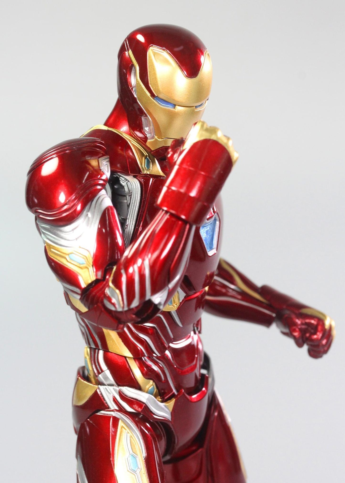 Pedido Figura DLX Iron Man Mark L (50) - Avengers: Infinity Saga marca Threezero 3Z0249 escala pequeña 1/12