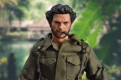 Figura Wolfman con Uniforme Militar marca EM Custom Studios escala 1/6