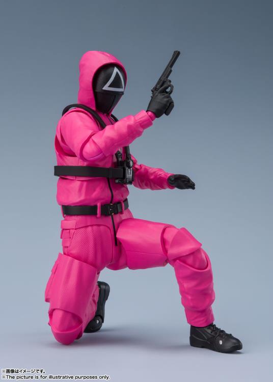 Pedido Figura Masked Soldier - Squid Game - S.H.Figuarts marca Bandai Spirits escala pequeña 1/12