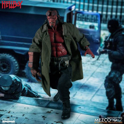 Pedido Figura Hellboy (2019) - One:12 Collective marca Mezco Toyz escala pequeña 1/12