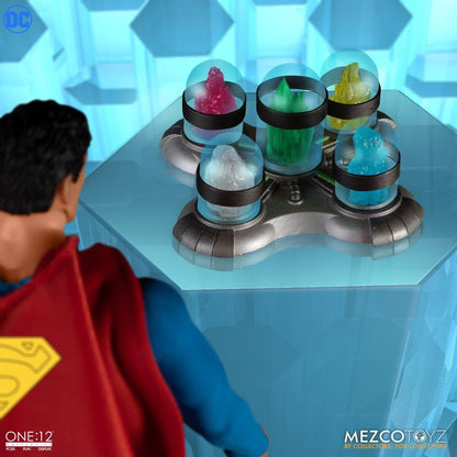 Pedido Figura Superman - Man of Steel Edition One:12 Collective marca Mezco Toyz 76553 escala pequeña 1/12