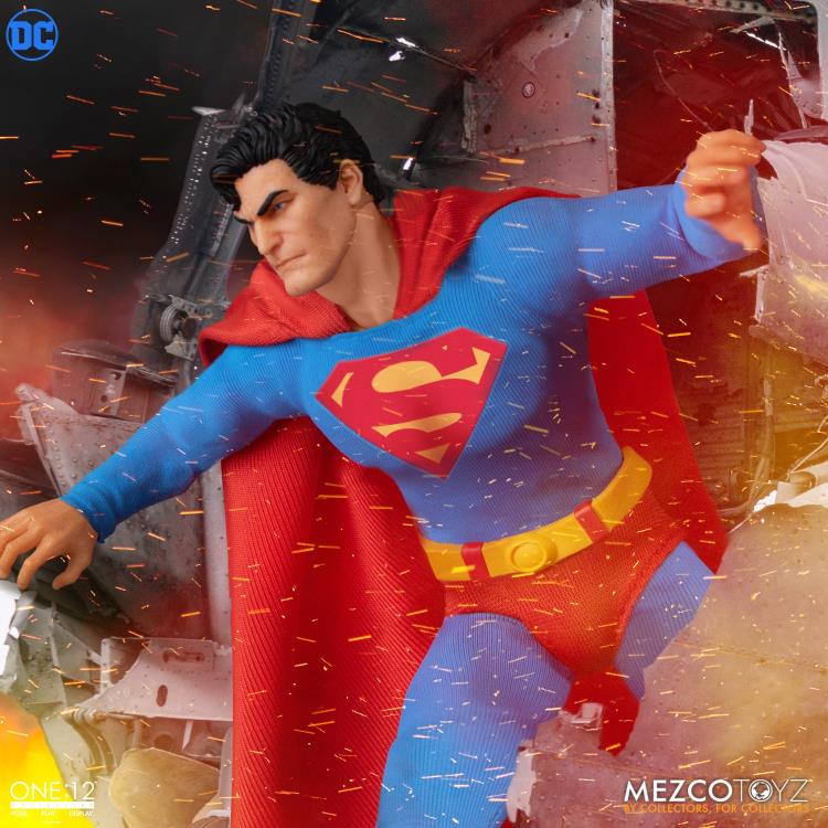 Pedido Figura Superman - Man of Steel Edition One:12 Collective marca Mezco Toyz 76553 escala pequeña 1/12