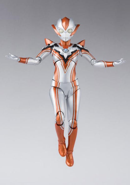 Pedido Figura Ultrawoman Grigio (Exclusive) - Ultraman - S.H.Figuarts marca Bandai Spirits escala pequeña 1/12