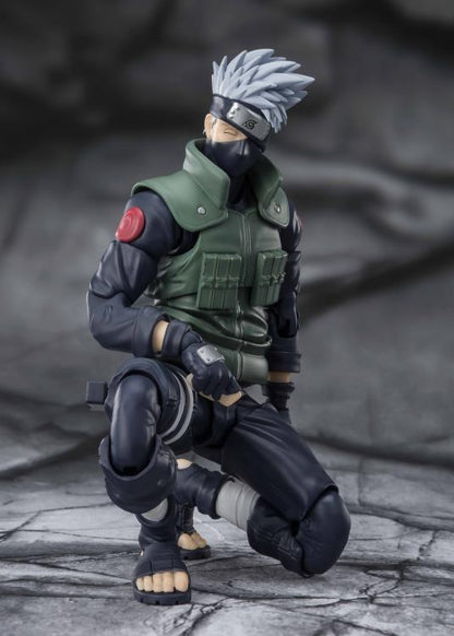 Pedido Figura Kakashi Hatake (Famed Sharingan Hero) - Naruto: Shippuden - S.H.Figuarts marca Bandai Spirits escala pequeña 1/12