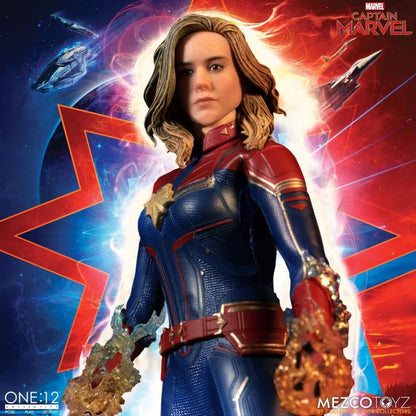 Pedido Figura Captain Marvel - One:12 Collective marca Mezco Toyz 76670 escala pequeña 1/12