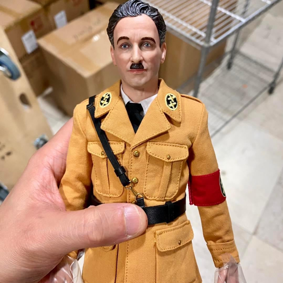 Pedido Figura Charlie Chaplin - The Great Dictator (Deluxe Edition) marca Kaustic Plastik 84133 escala 1/6