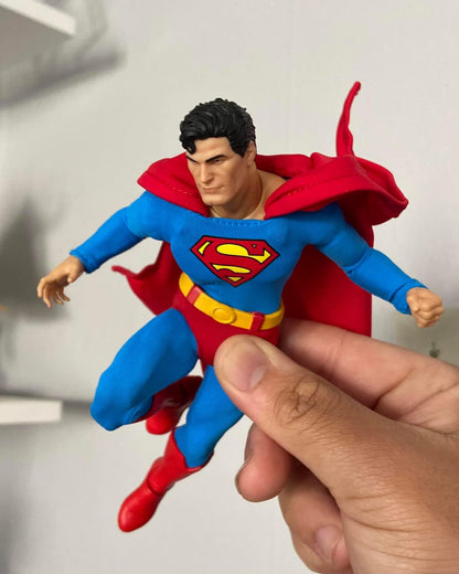 Pedido Figura Superman - Man of Steel Edition One:12 Collective marca Mezco Toyz 76553 escala pequeña 1/12