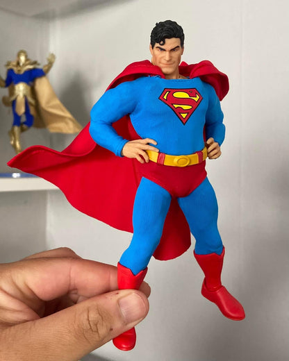 Pedido Figura Superman - Man of Steel Edition One:12 Collective marca Mezco Toyz 76553 escala pequeña 1/12