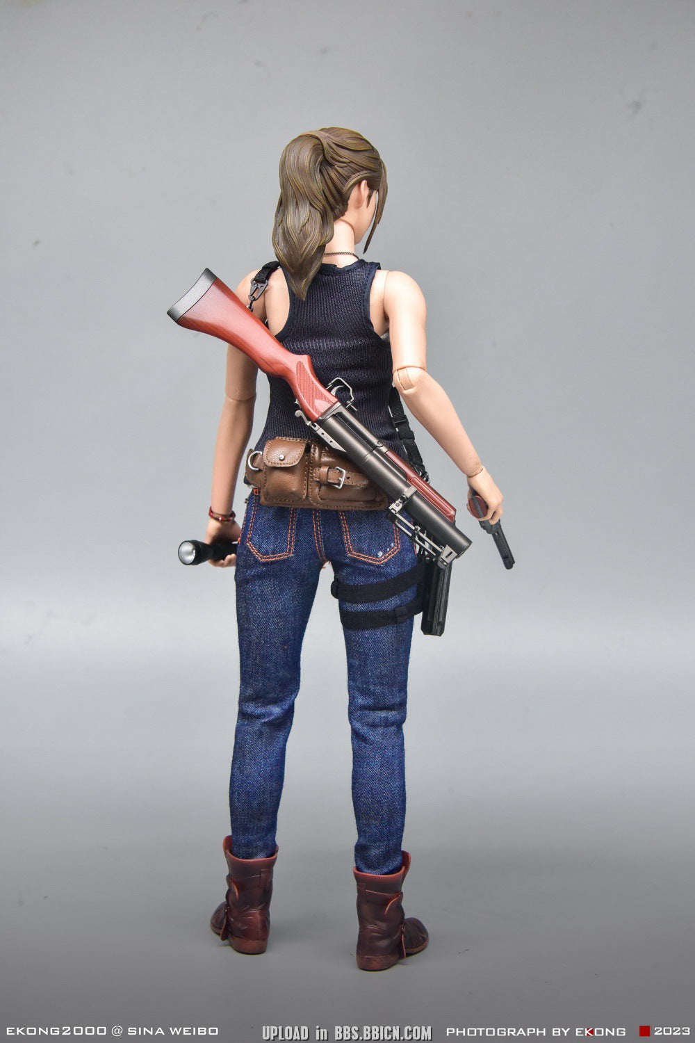 Pedido Figura Claire Redfield - Resident Evil 2 marca Damtoys DMS031 escala 1/6