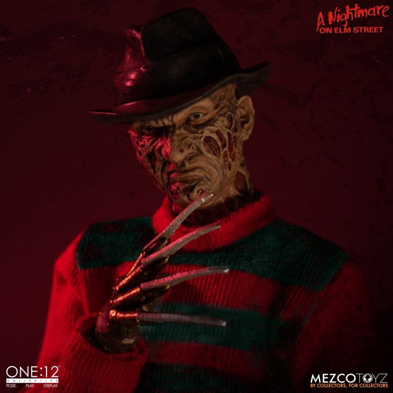 Pedido Figura Freddy Krueger: A Nightmare on Elm Street - One:12 Collective marca Mezco Toyz 77390 escala pequeña 1/12