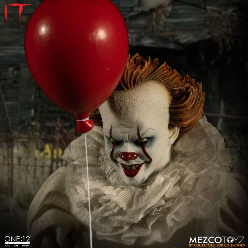 Pedido Figura Pennywise - IT (2017) - One:12 Collective marca Mezco Toyz 77520 escala pequeña 1/12